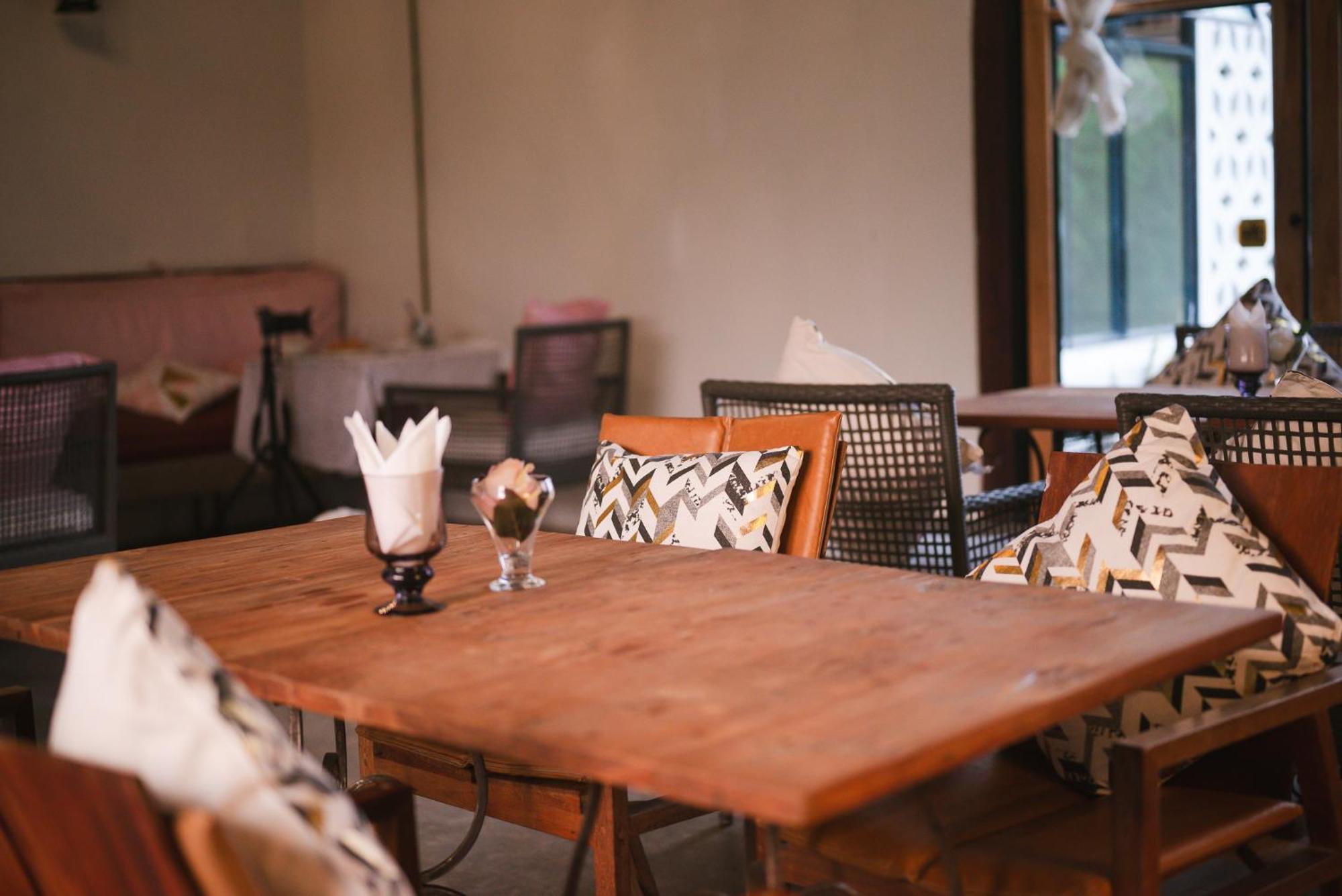 White Wall Riverfront Hotel Kamphaeng Phet Extérieur photo