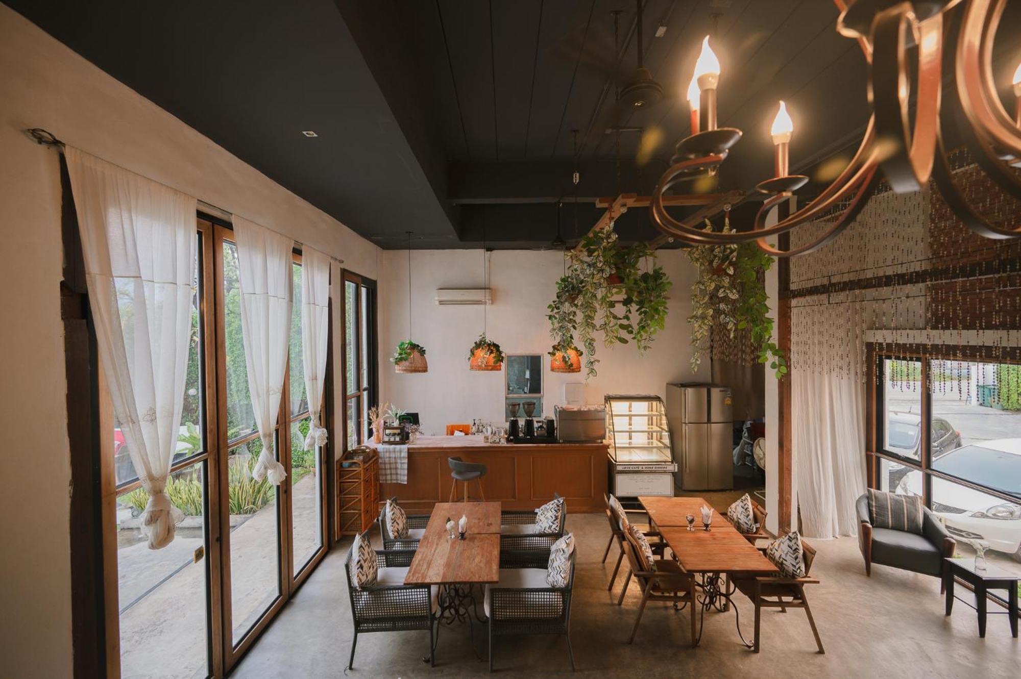 White Wall Riverfront Hotel Kamphaeng Phet Extérieur photo