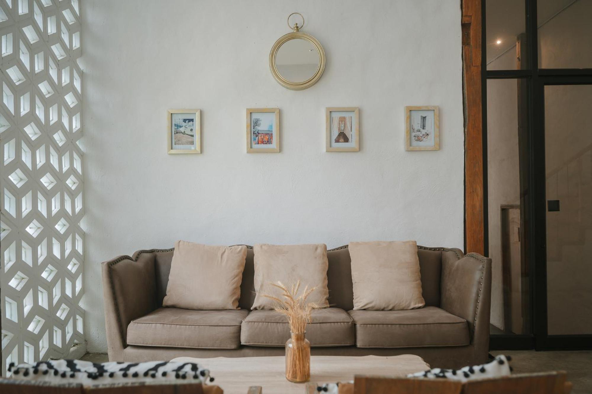White Wall Riverfront Hotel Kamphaeng Phet Extérieur photo